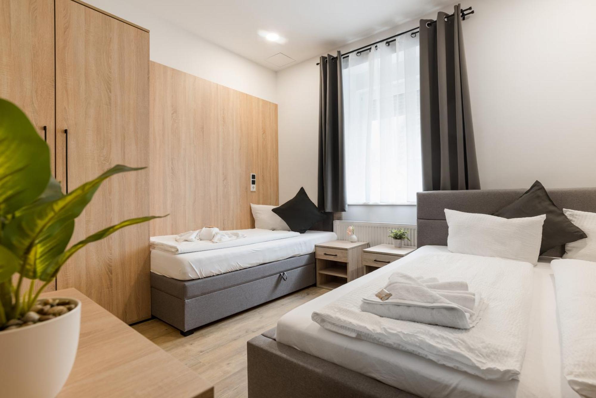 Hotel Montenegro Worms Luaran gambar